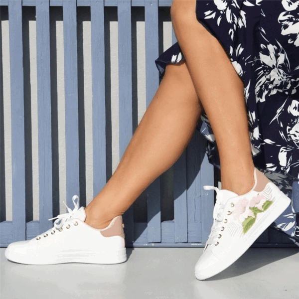 Basic sneakers με λεπτομέρειες - Λευκό