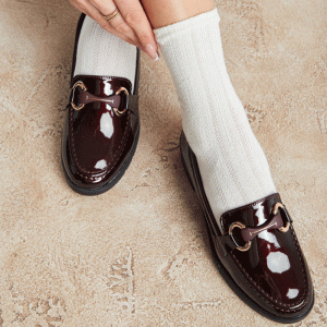 Loafers με διακοσμητικό- Μαύρο