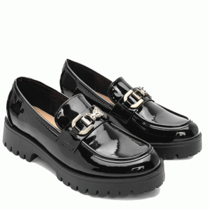 Loafers λουστρίνι με διακοσμητικό- Μαύρο