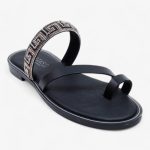 Δερμάτινο Σανδάλι με Δάχτυλο & Στρας - Μαύρο