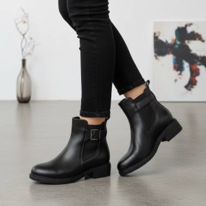 Μποτάκι με Μεταλλική Αγγράφα - Μαύρo