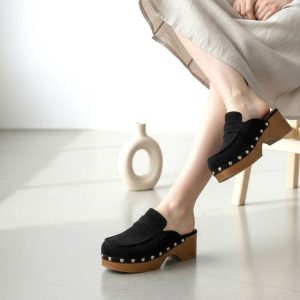 Mules με διακοσμητικά τρουκς - Μπέζ