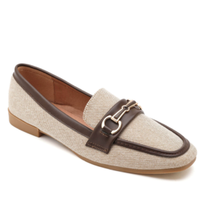 Loafers με μεταλλική αγκράφα - Μπέζ